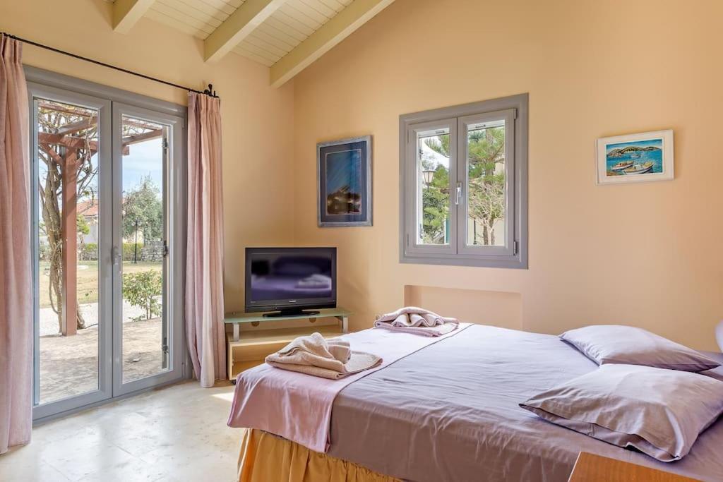 Villa Loukia Spartia  Exterior photo